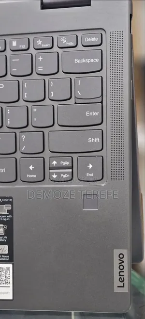 New Laptop Lenovo Yoga 7i 16GB Intel Core i7 SSD 512GB