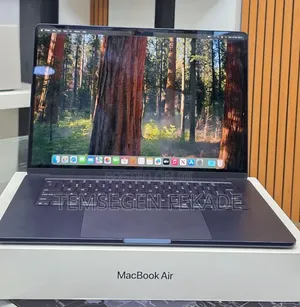 New Laptop Apple MacBook Air 2025 M4 15-inch 16GB Apple M4 SSD 256GB