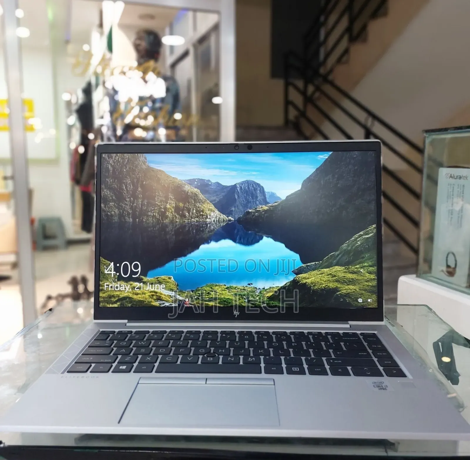 New Laptop HP EliteBook 830 G7 16GB Intel Core i7 SSD 512GB