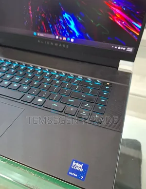 New Laptop Alienware X16 r1 16GB Intel Core Ultra 7 SSD 1T