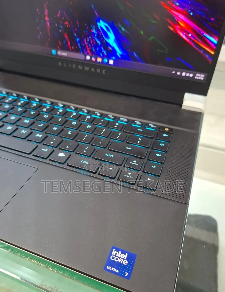 New Laptop Alienware X16 r1 16GB Intel Core Ultra 7 SSD 1T