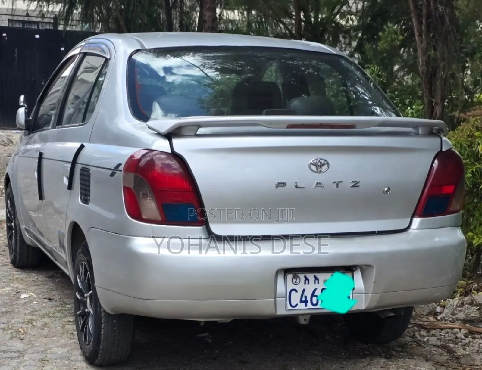 Toyota Platz 2001 Silver
