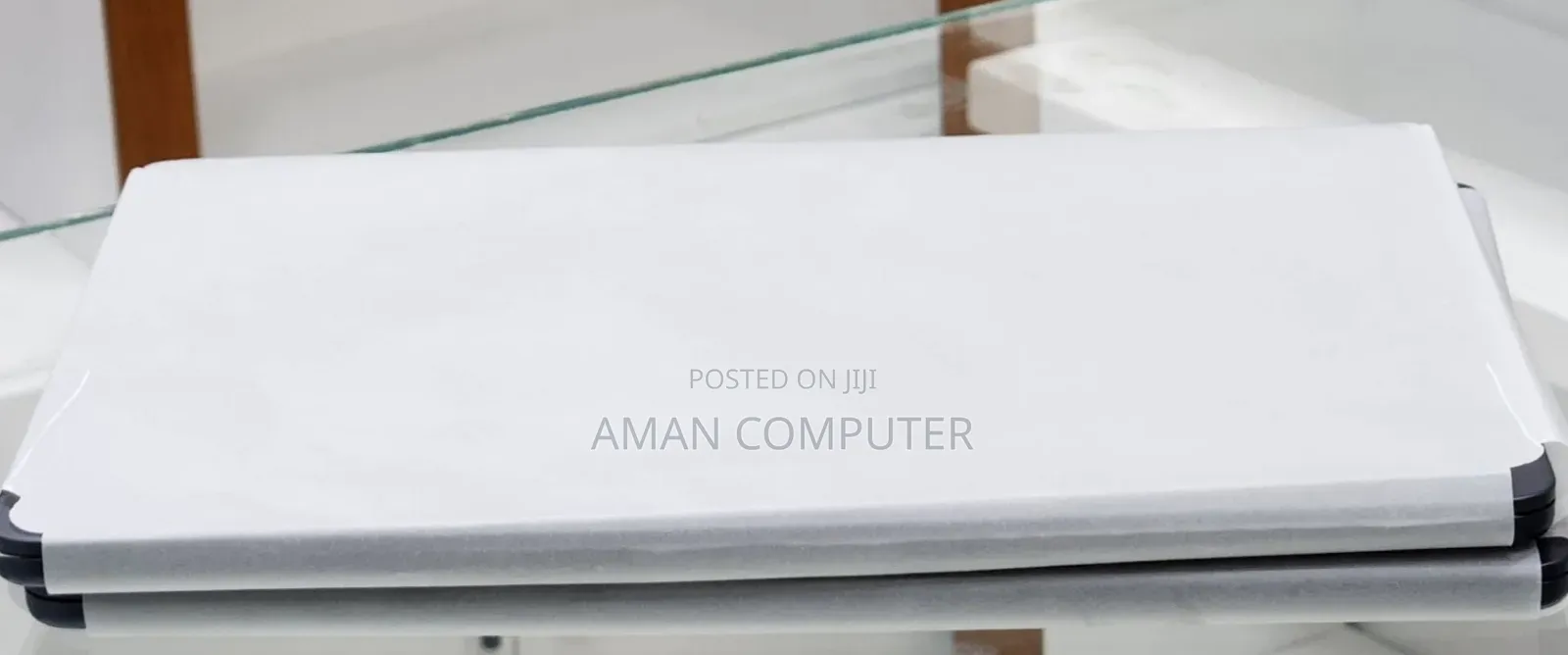 New Laptop Apple MacBook Air 2025 M4 13-inch 16GB Apple M4 SSD 256GB