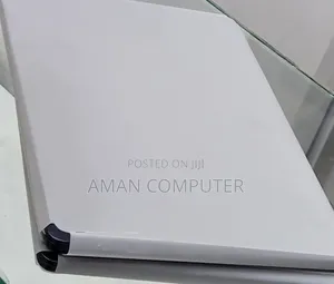 New Laptop Apple MacBook Air 2025 M4 13-inch 16GB Apple M4 SSD 256GB