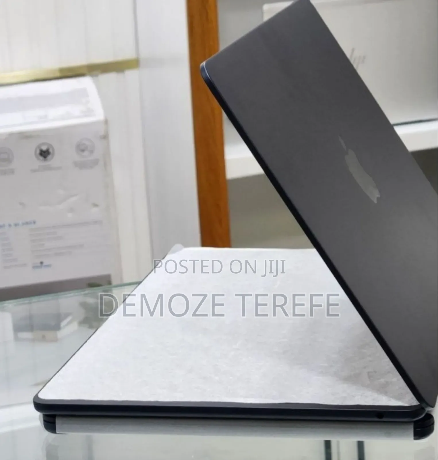 New Laptop Apple MacBook Air 16GB Apple M1 SSD 256GB