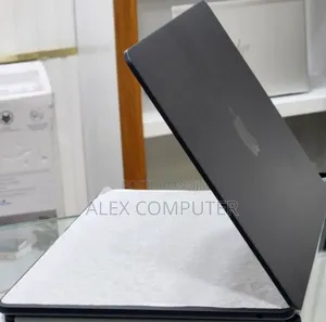 New Laptop Apple MacBook Air 2025 M4 13-inch 16GB Apple M4 SSD 256GB