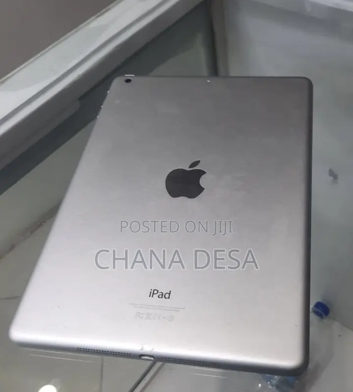 New Apple iPad Air 64 GB