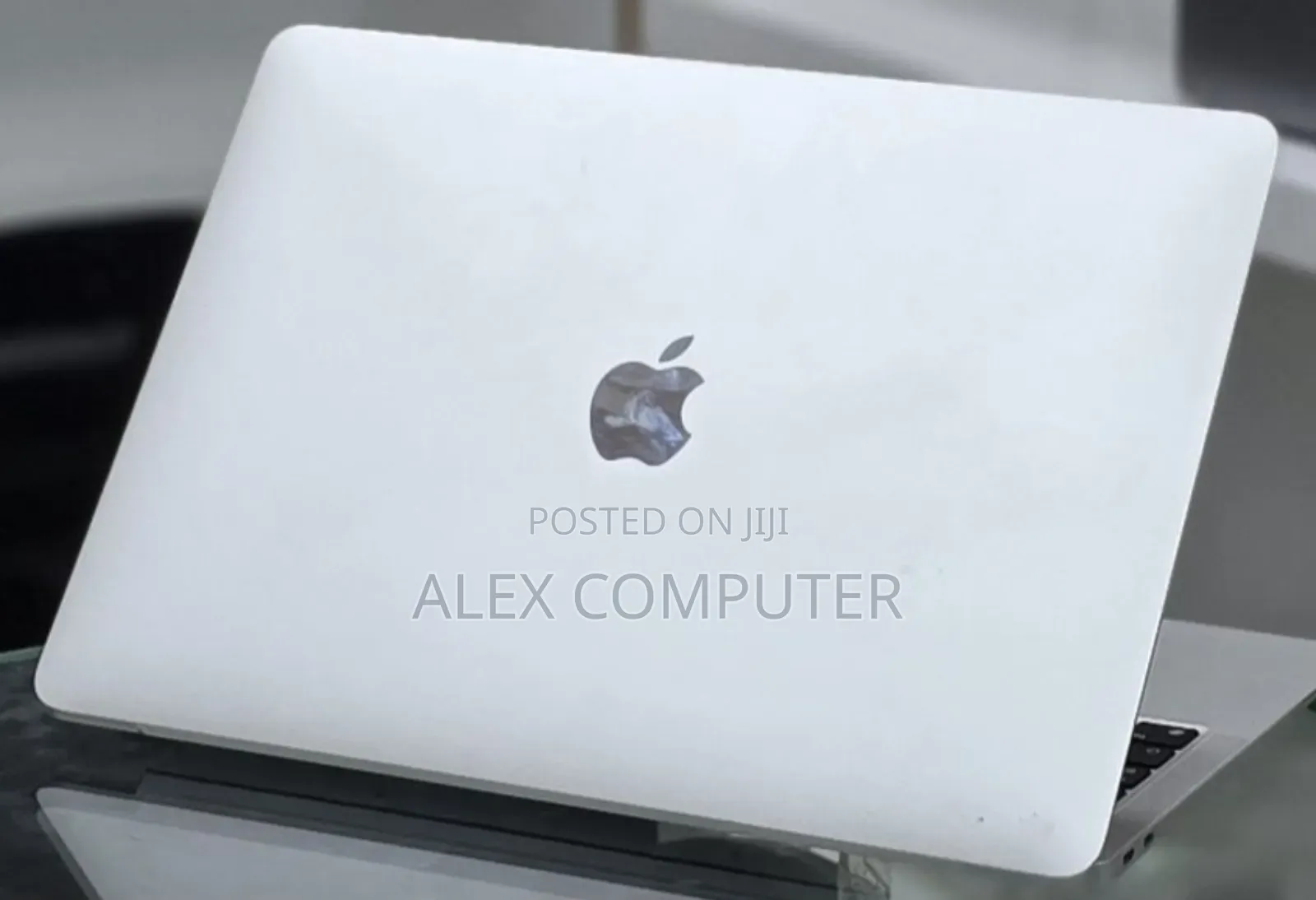New Laptop Apple MacBook Air 2020 M1 16GB Apple M1 SSD 512GB