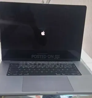 New Laptop Apple MacBook Pro M1 16GB Apple M1 Pro SSD 512GB