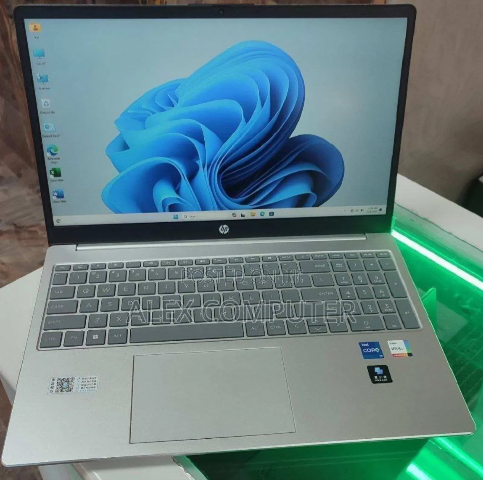 New Laptop HP Stream Notebook 16GB Intel Core i7 SSD 512GB