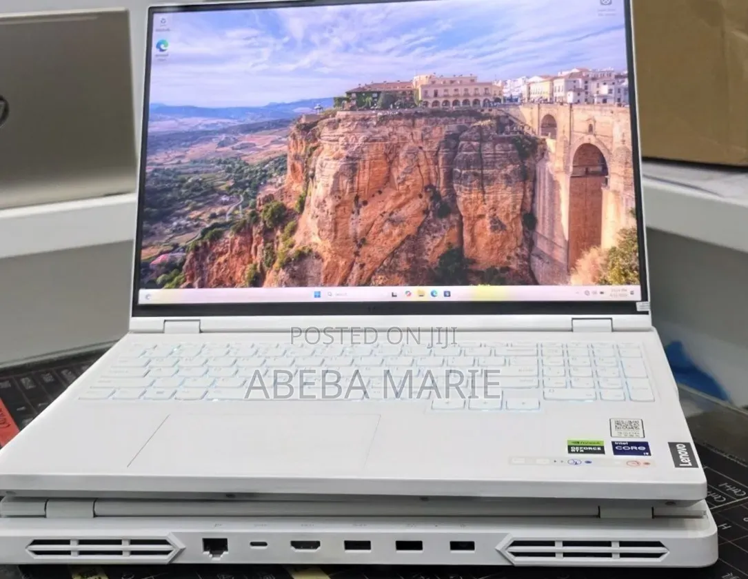 New Laptop Lenovo 16GB Intel Core i9 SSD 1T