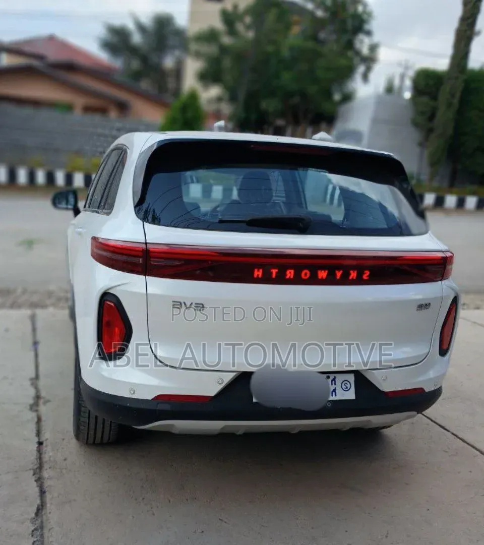 New Skyworth EV6 55 kWh FWD 2025 White