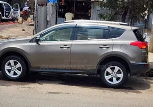 Toyota RAV4 2015 Gray