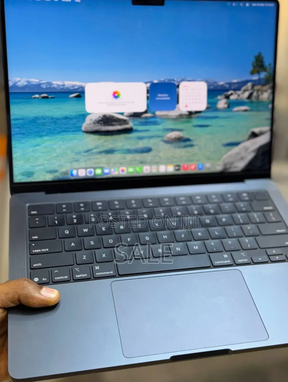 New Apple MacBook Pro 2025 M5 14-inch 16GB Apple M1 Pro SSD 512GB