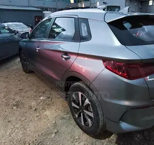 BYD E2 43 kWh 94 hp FWD 2025