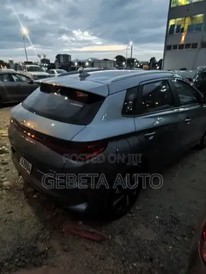 BYD E2 43 kWh 94 hp FWD 2025