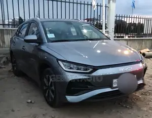BYD E2 43 kWh 94 hp FWD 2025