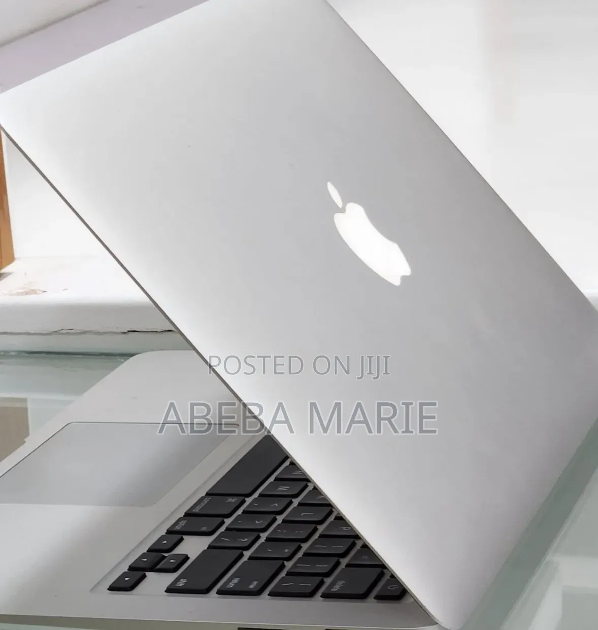 New Laptop Apple MacBook Air 2015 8GB Intel Core i5 SSD 128GB