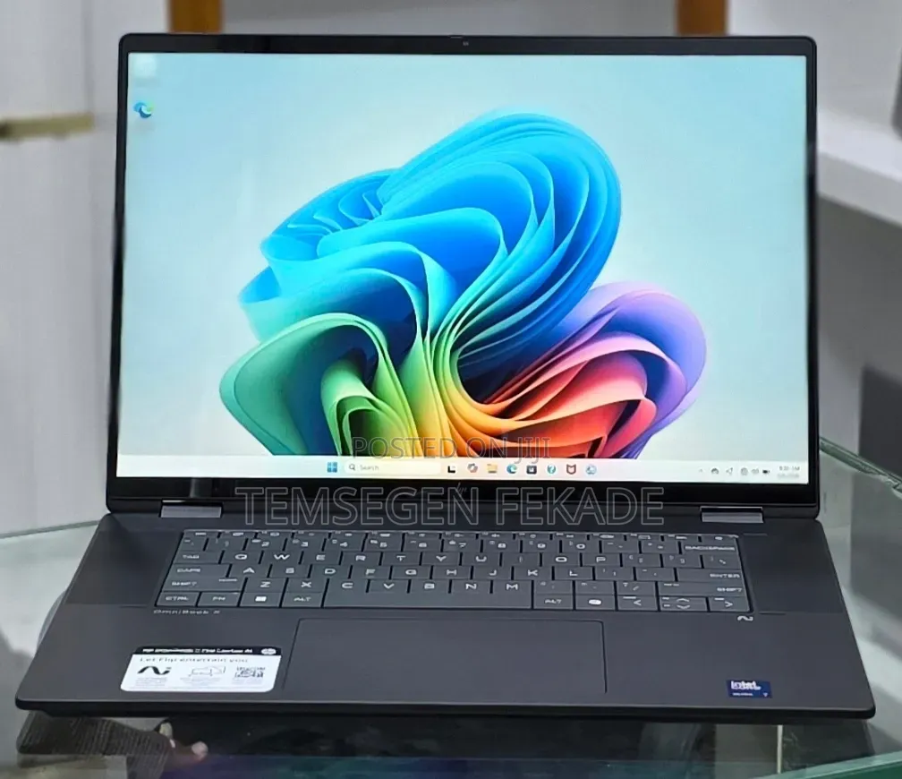 New Laptop HP OmniBook X Flip 16" 16GB Intel Core Ultra 7 SSD 1T