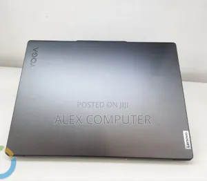 New Laptop Lenovo 16GB AMD Ryzen 7 SSD 512GB