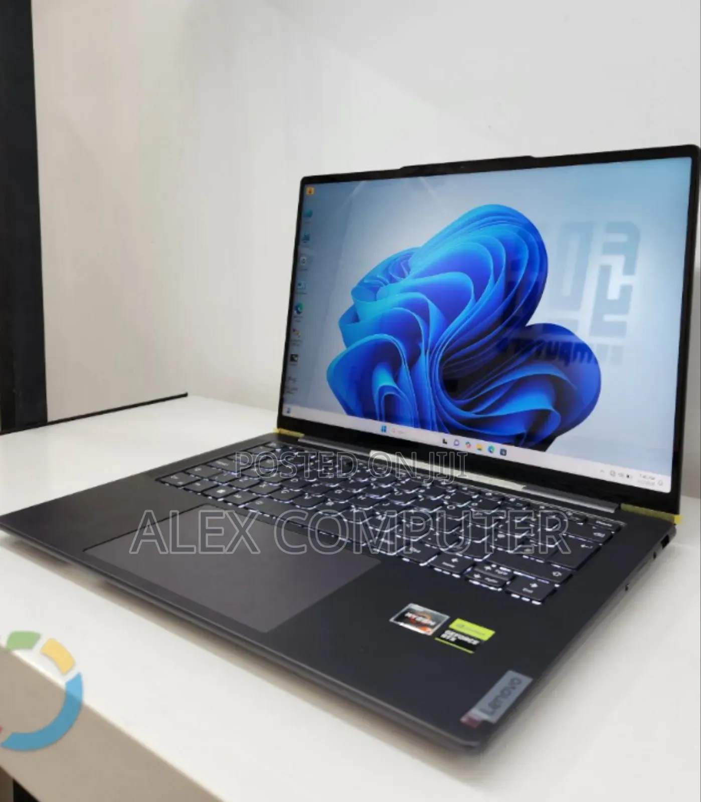 New Laptop Lenovo 16GB AMD Ryzen 7 SSD 512GB