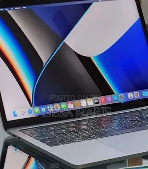 New Laptop Apple MacBook Pro 2019 16GB Intel Core i7 SSD 1T