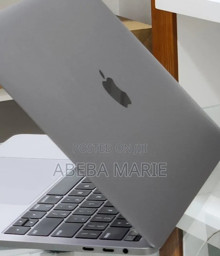 New Laptop Apple MacBook Pro 2019 16GB Intel Core i7 SSD 1T