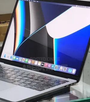 New Laptop Apple MacBook Pro 2019 16GB Intel Core i7 SSD 1T