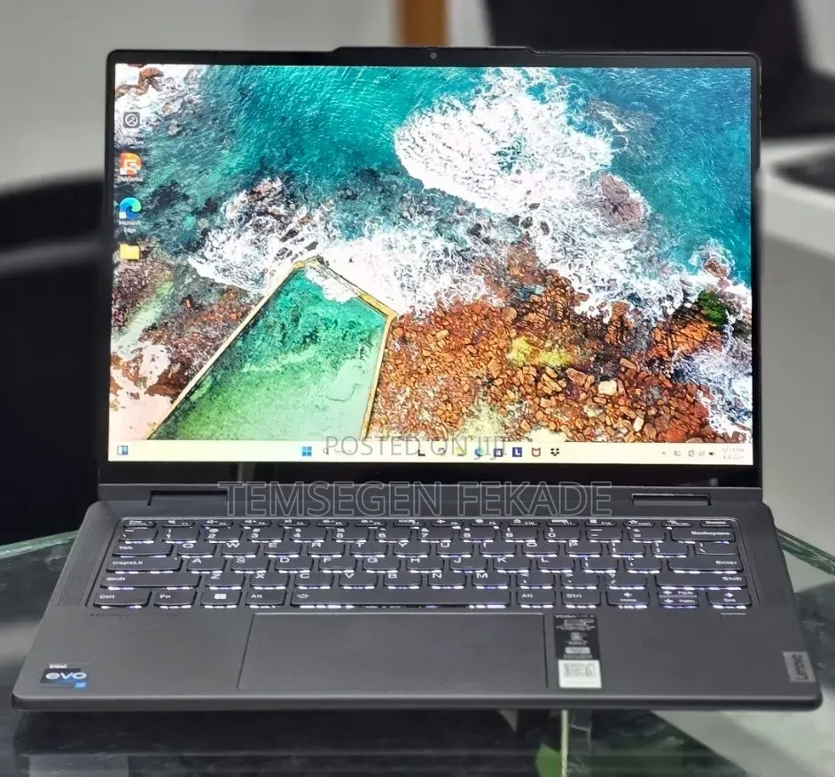 New Laptop Lenovo Yoga 7i 16GB Intel Core i7 SSD 512GB