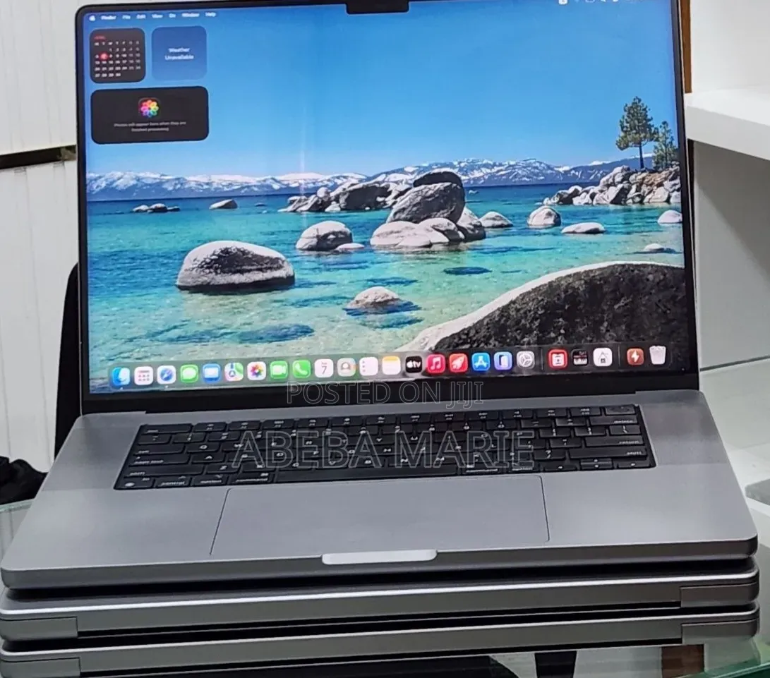 New Laptop Apple MacBook Pro M1 32GB Apple M1 Pro SSD 512GB