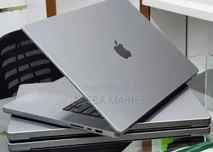 New Laptop Apple MacBook Pro M1 32GB Apple M1 Pro SSD 512GB