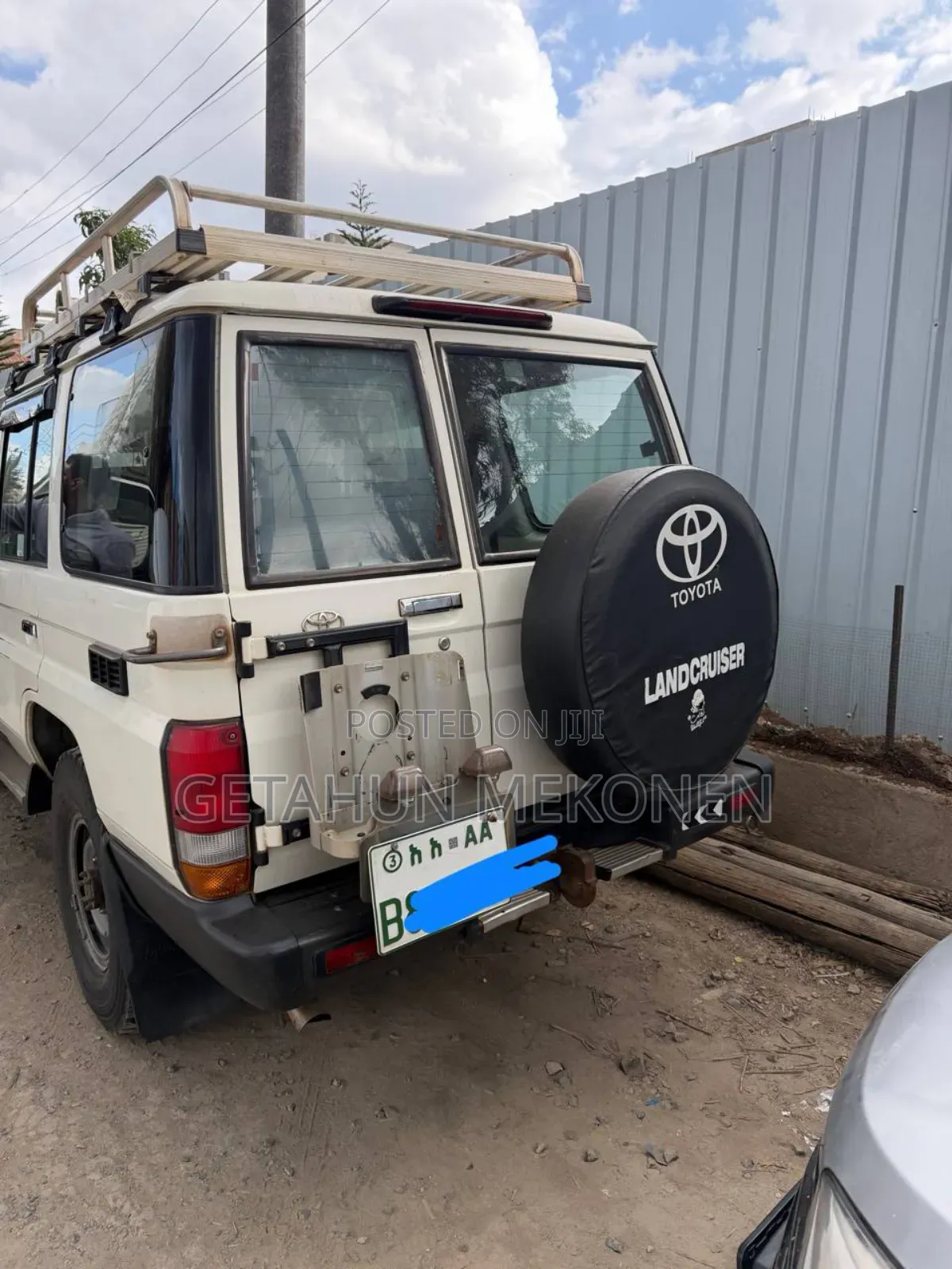 Toyota Land Cruiser 2016 White