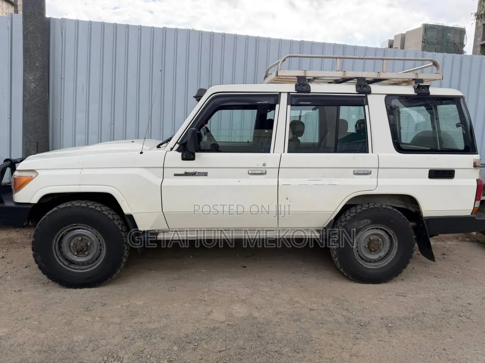 Toyota Land Cruiser 2016 White