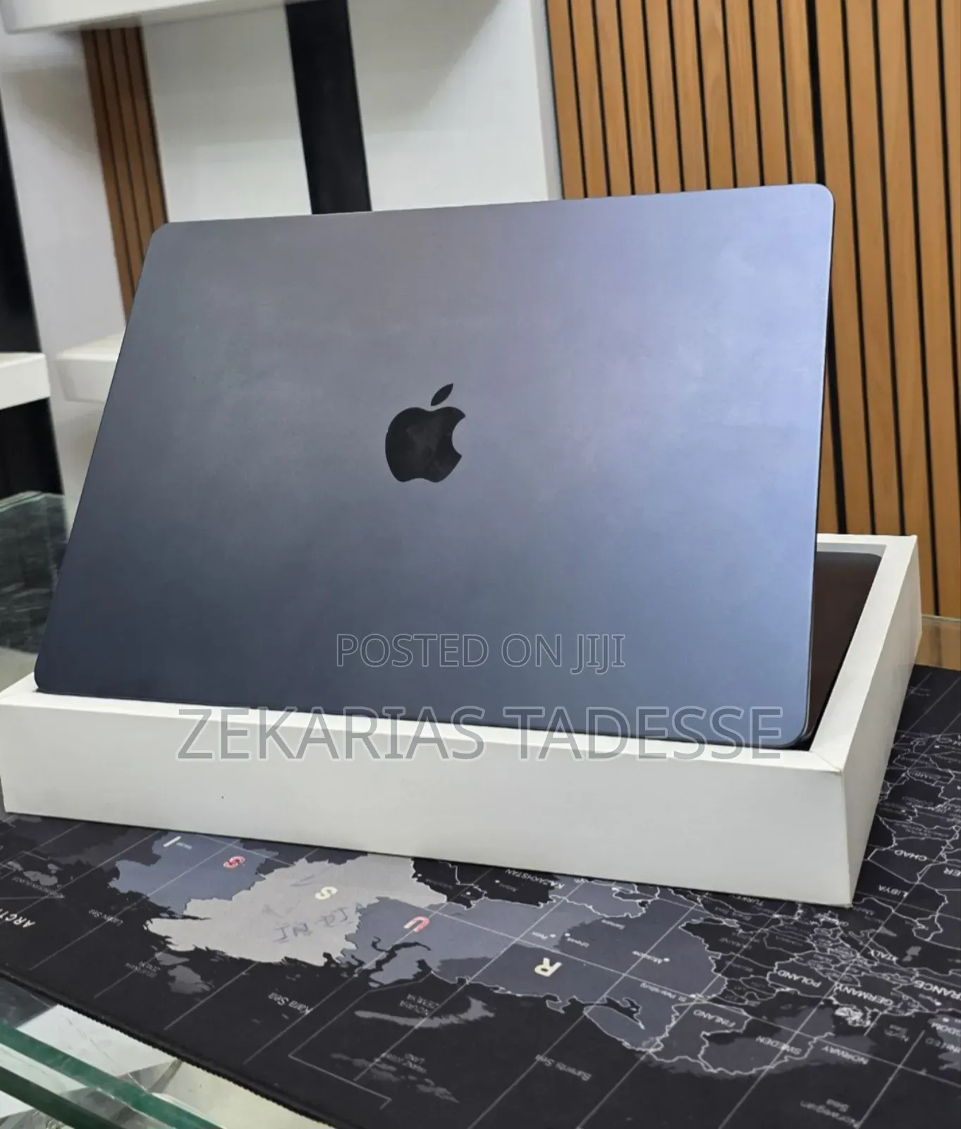 New Laptop Apple MacBook Air 2025 M4 13-inch 16GB Apple M4 SSD 256GB