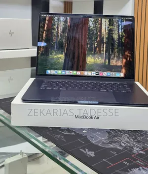 New Laptop Apple MacBook Air 2025 M4 13-inch 16GB Apple M4 SSD 256GB