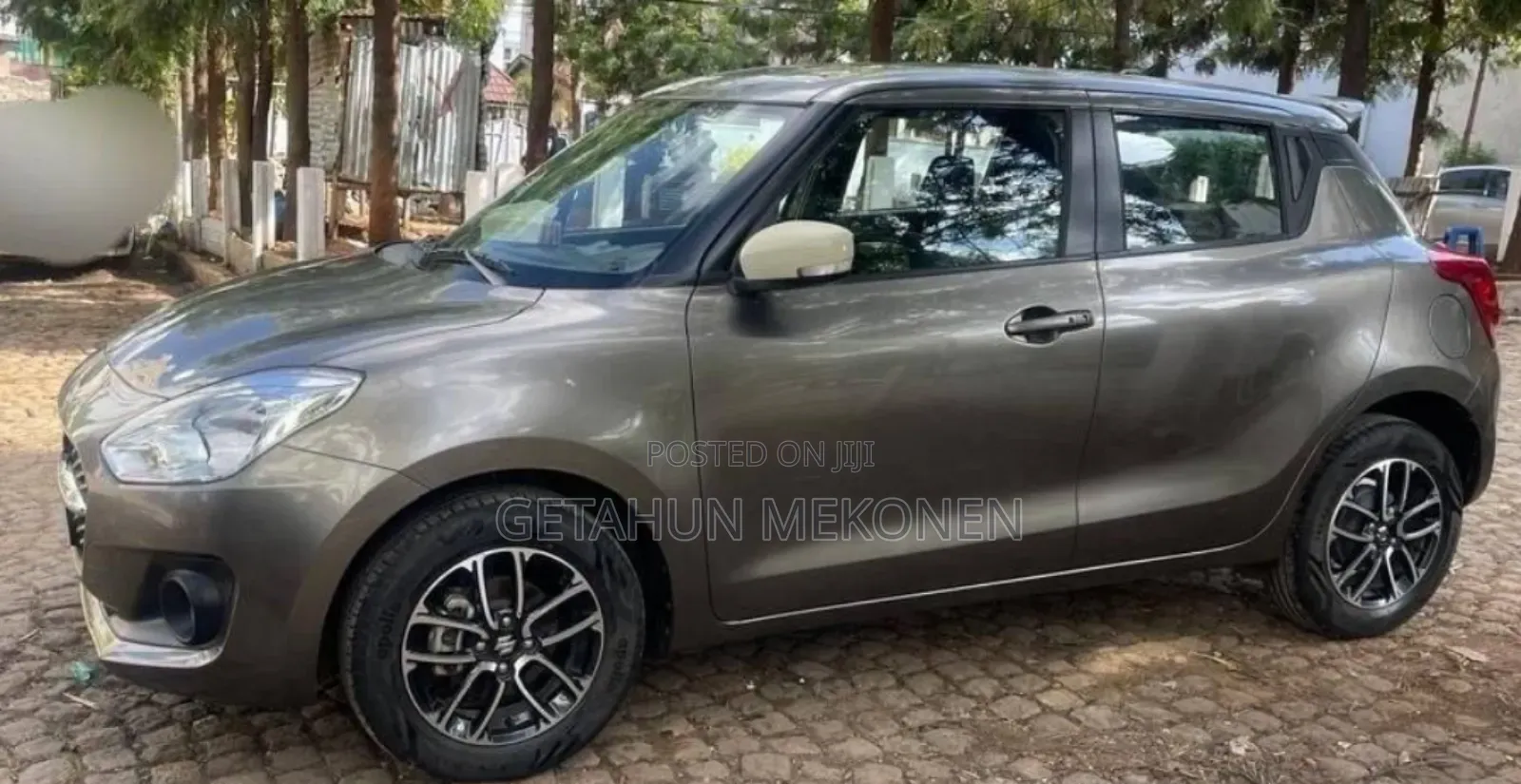 Suzuki Swift 2022 Gray