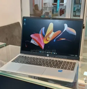 New Laptop HP 250 G10 16GB Intel Core i5 SSD 512GB