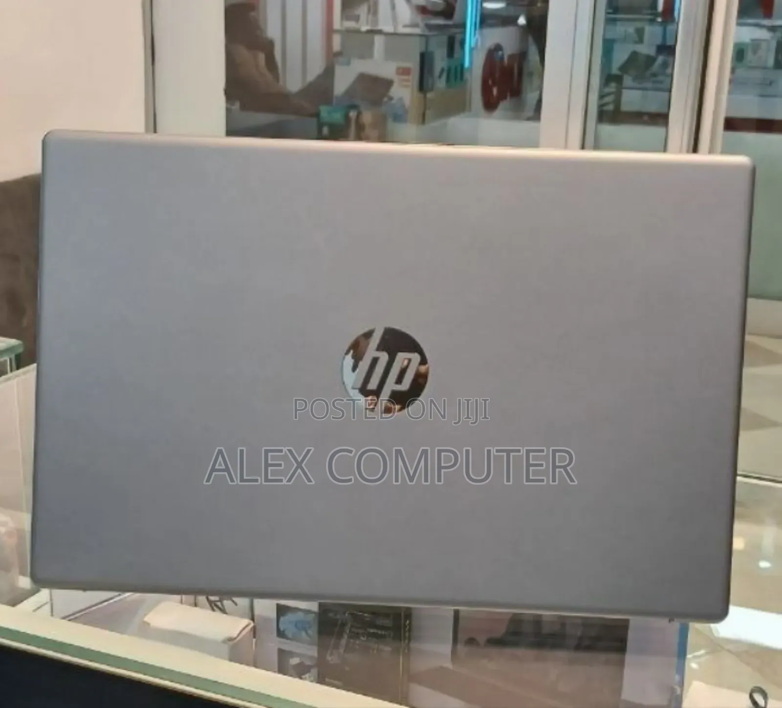 New Laptop HP 250 G10 16GB Intel Core i5 SSD 512GB