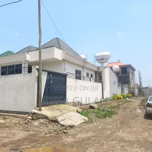 Furnished 4bdrm House in Yeka for sale