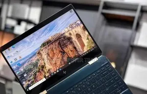 New Laptop HP Spectra 13 16GB Intel Core i7 SSD 512GB