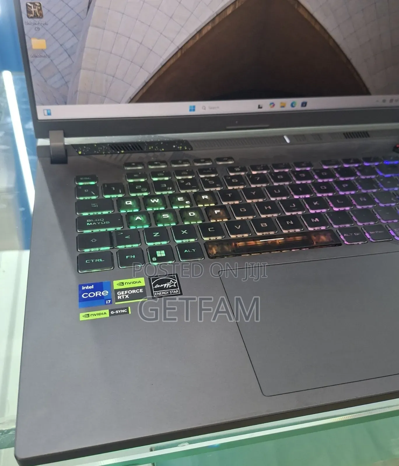 New Laptop Asus ROG Strix G15 16GB Intel Core i7 SSD 1T