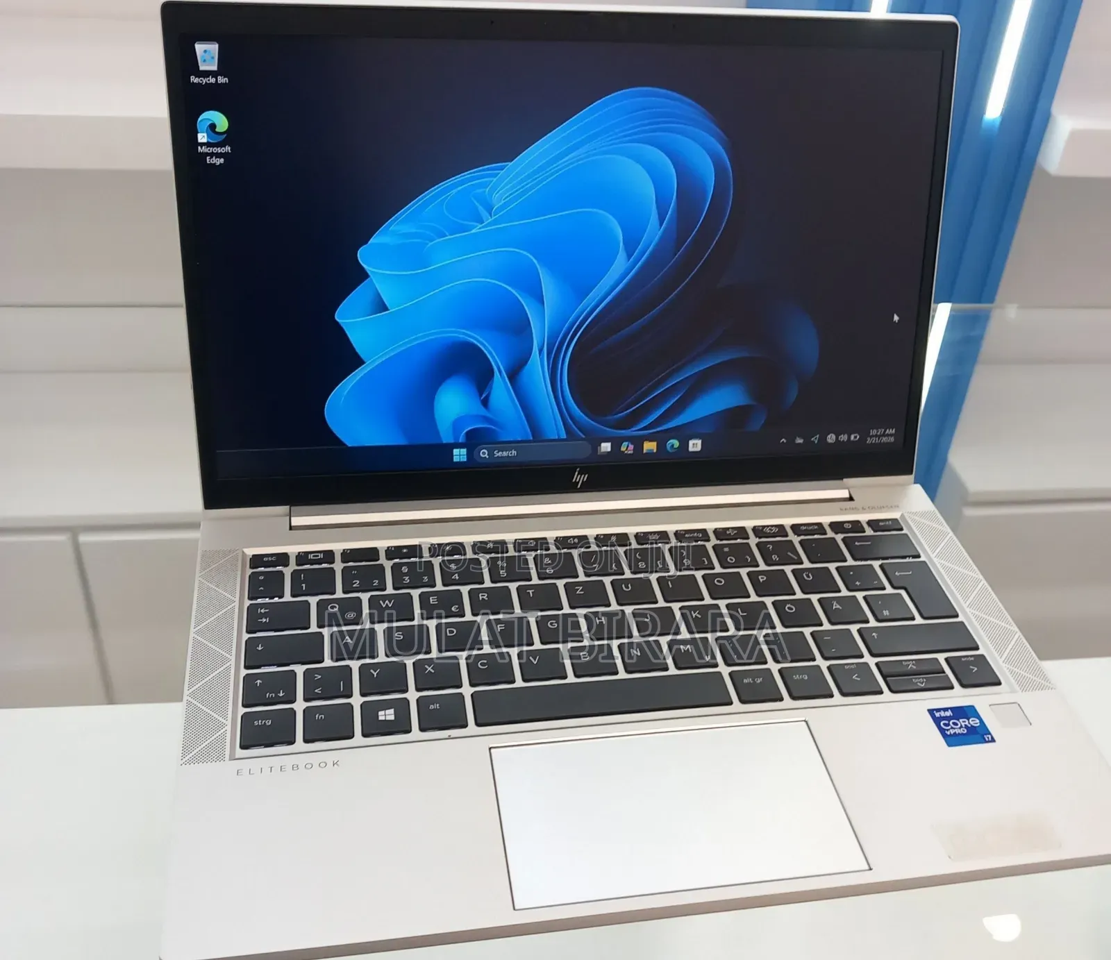 New Laptop HP EliteBook 830 G8 16GB Intel Core i7 SSD 512GB