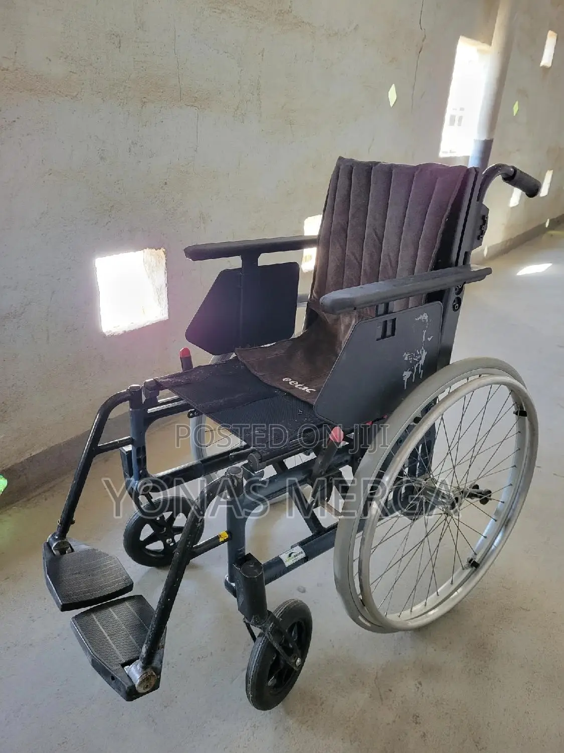 European Orginal Wheelchair wheelchair (Self Propelling)–12′′ 14′′