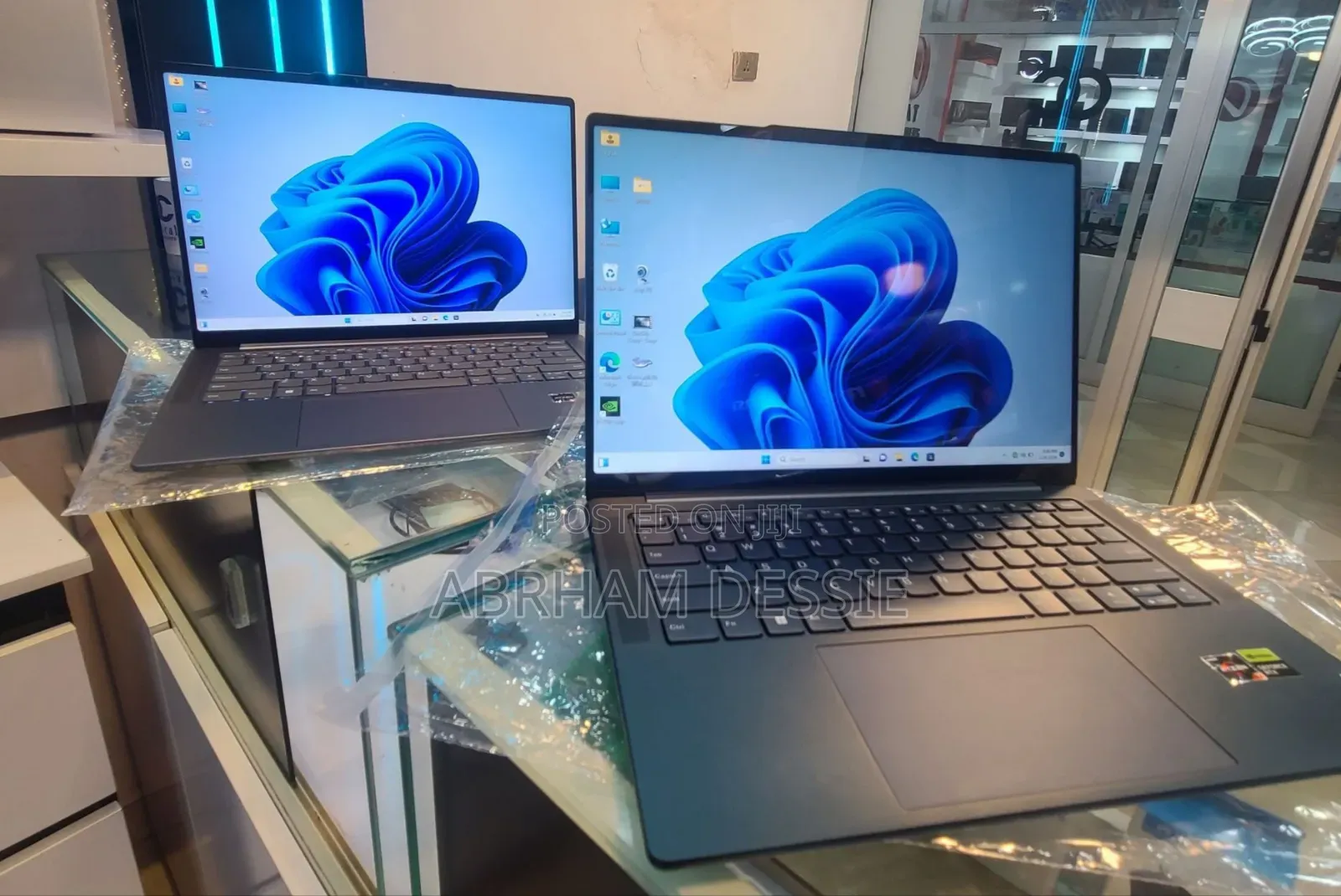 New Laptop Lenovo 16GB AMD Ryzen 7 SSD 512GB