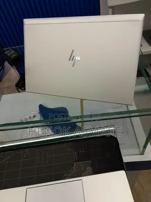New Laptop HP EliteBook 840 G8 16GB Intel Core i7 SSD 512GB