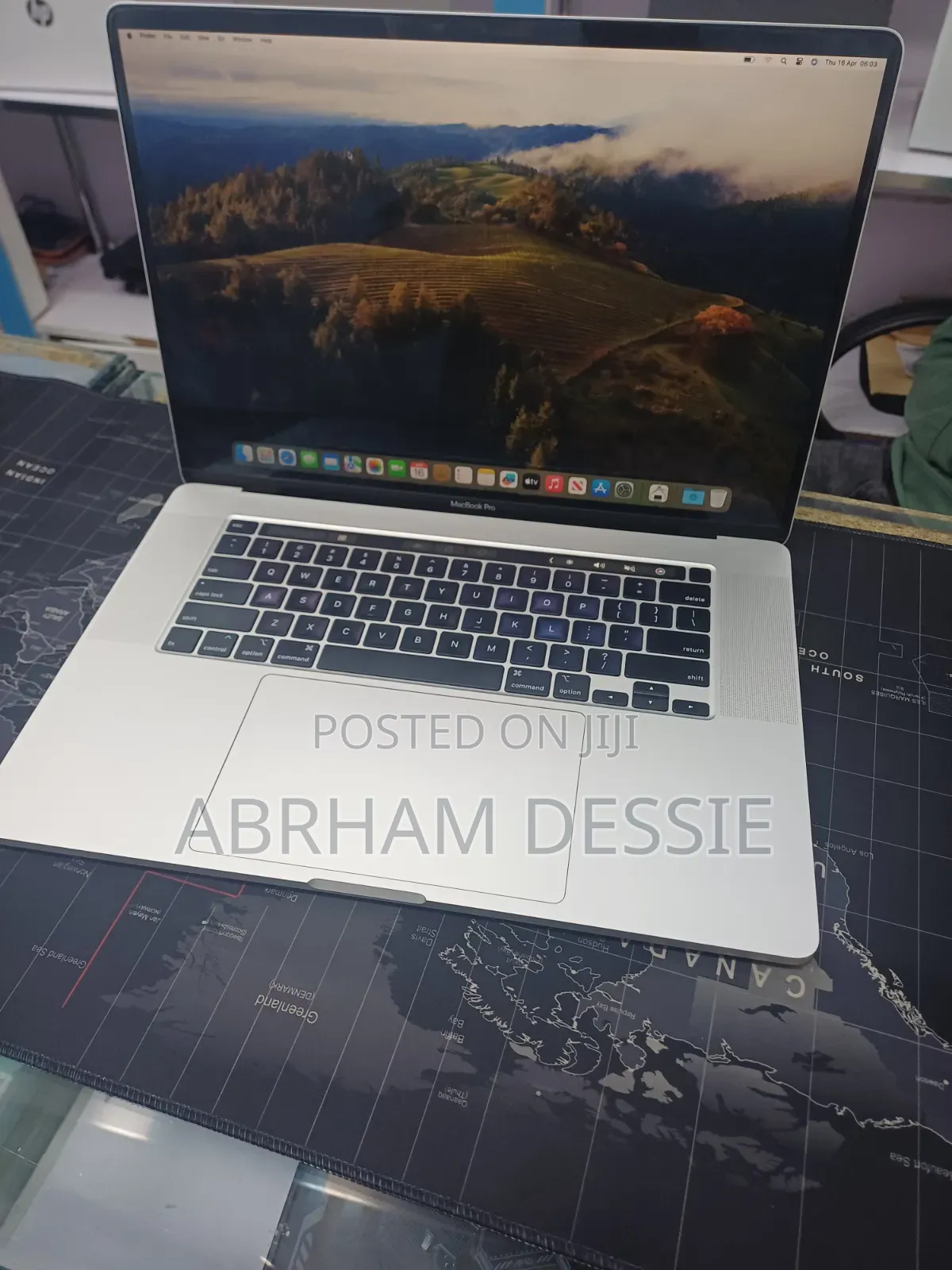 New Laptop Apple MacBook Pro 2019 16GB Intel Core i7 SSD 512GB