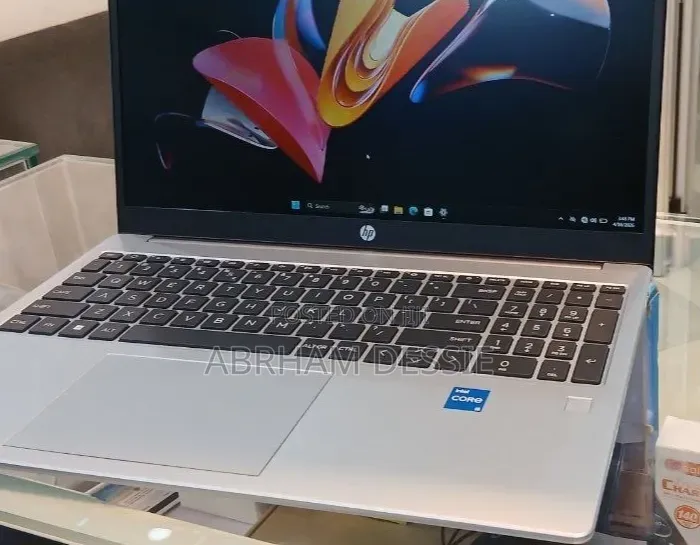 New Laptop HP 16GB Intel Core i5 SSD 512GB