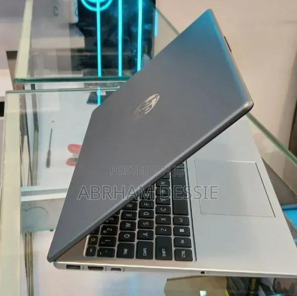 New Laptop HP 16GB Intel Core i5 SSD 512GB
