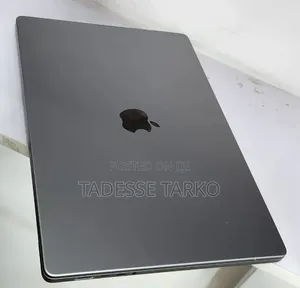 New Laptop Apple MacBook Pro 2021 M1 16GB Apple M1 Pro SSD 512GB
