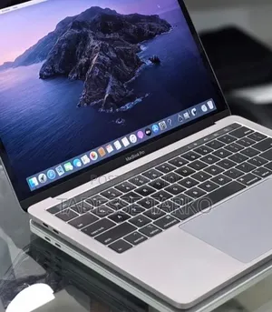 New Laptop Apple MacBook Pro 2019 16GB Intel Core i5 SSD 256GB